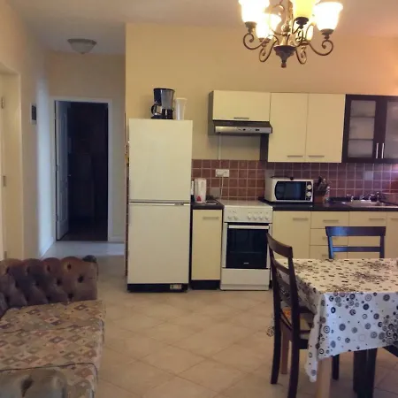 Apartment Luxary In Close To