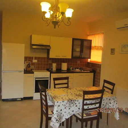 Apartment Luxary In Close To Murter